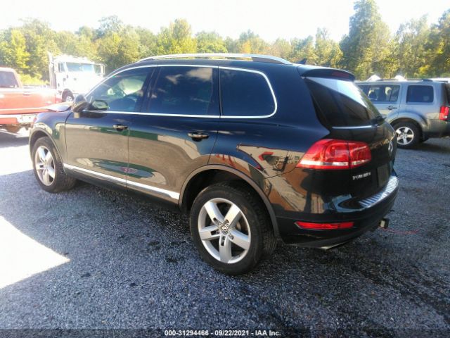 Photo 2 VIN: WVGFF9BP9CD002295 - VOLKSWAGEN TOUAREG 