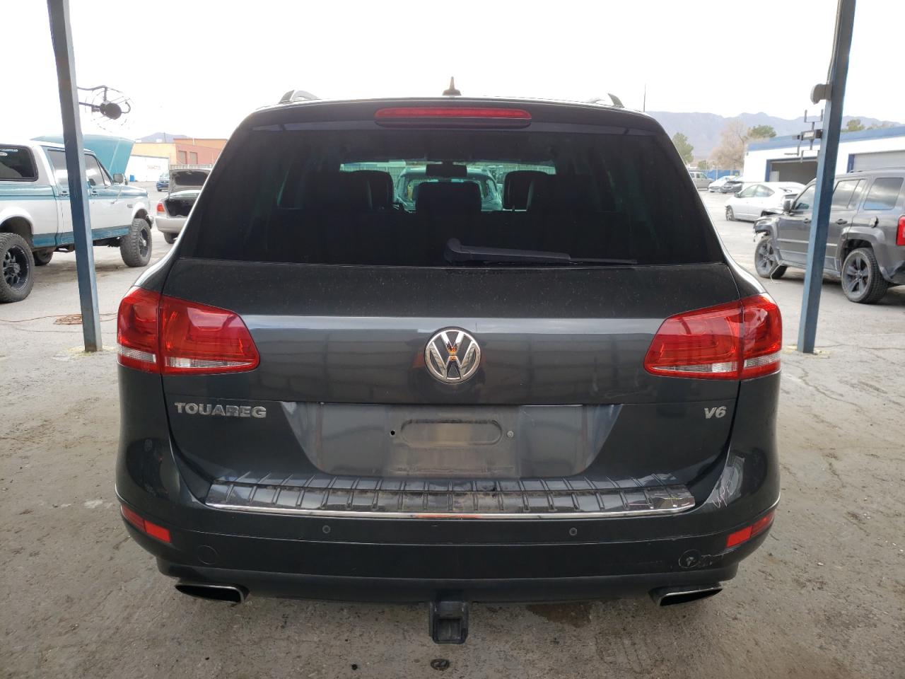 Photo 5 VIN: WVGFF9BP9CD002412 - VOLKSWAGEN TOUAREG 