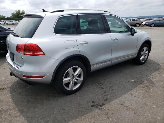 Photo 2 VIN: WVGFF9BP9CD002698 - VOLKSWAGEN TOUAREG V6 