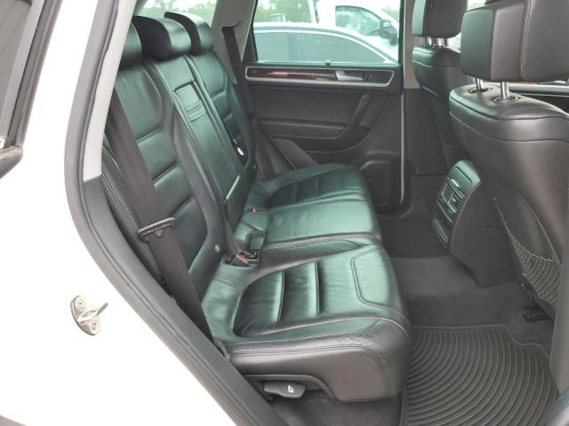 Photo 10 VIN: WVGFG9BP2BD005504 - VOLKSWAGEN TOUAREG 