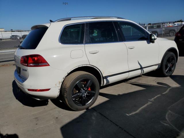 Photo 2 VIN: WVGFG9BP7BD004414 - VOLKSWAGEN TOUAREG HY 