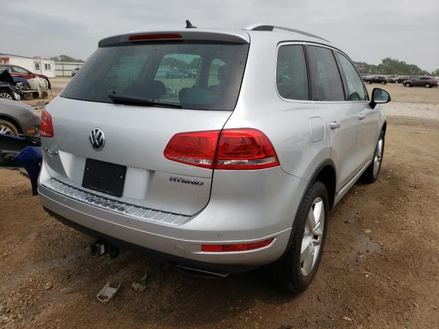 Photo 3 VIN: WVGFG9BP7CD002888 - VOLKSWAGEN TOUAREG 