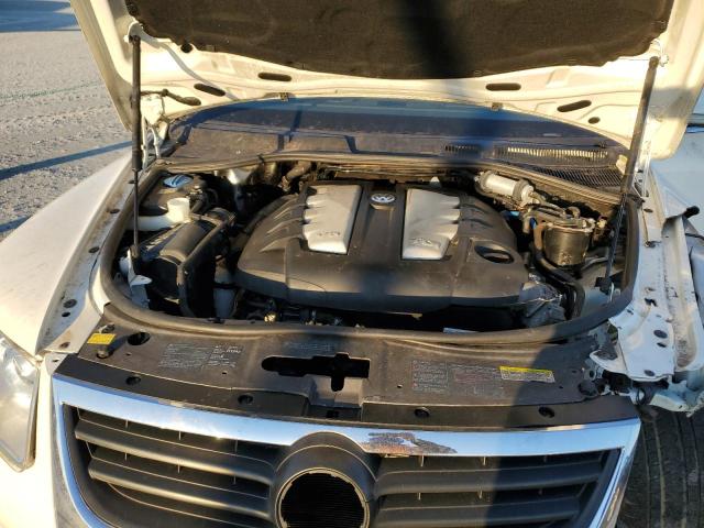 Photo 10 VIN: WVGFK7A96AD003680 - VOLKSWAGEN TOUAREG 