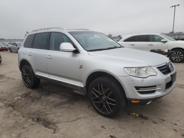 Photo 3 VIN: WVGFK7A97AD003249 - VOLKSWAGEN TOUAREG TD 