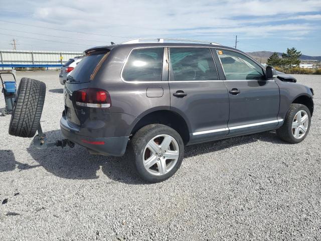 Photo 2 VIN: WVGFK7A99AD002944 - VOLKSWAGEN TOUAREG TD 