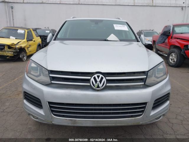 Photo 5 VIN: WVGFK9BP0BD004768 - VOLKSWAGEN TOUAREG 