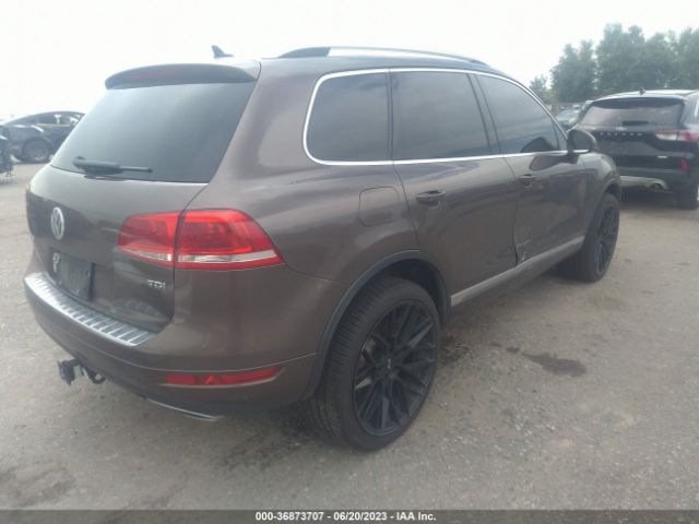 Photo 3 VIN: WVGFK9BP0BD004771 - VOLKSWAGEN TOUAREG 