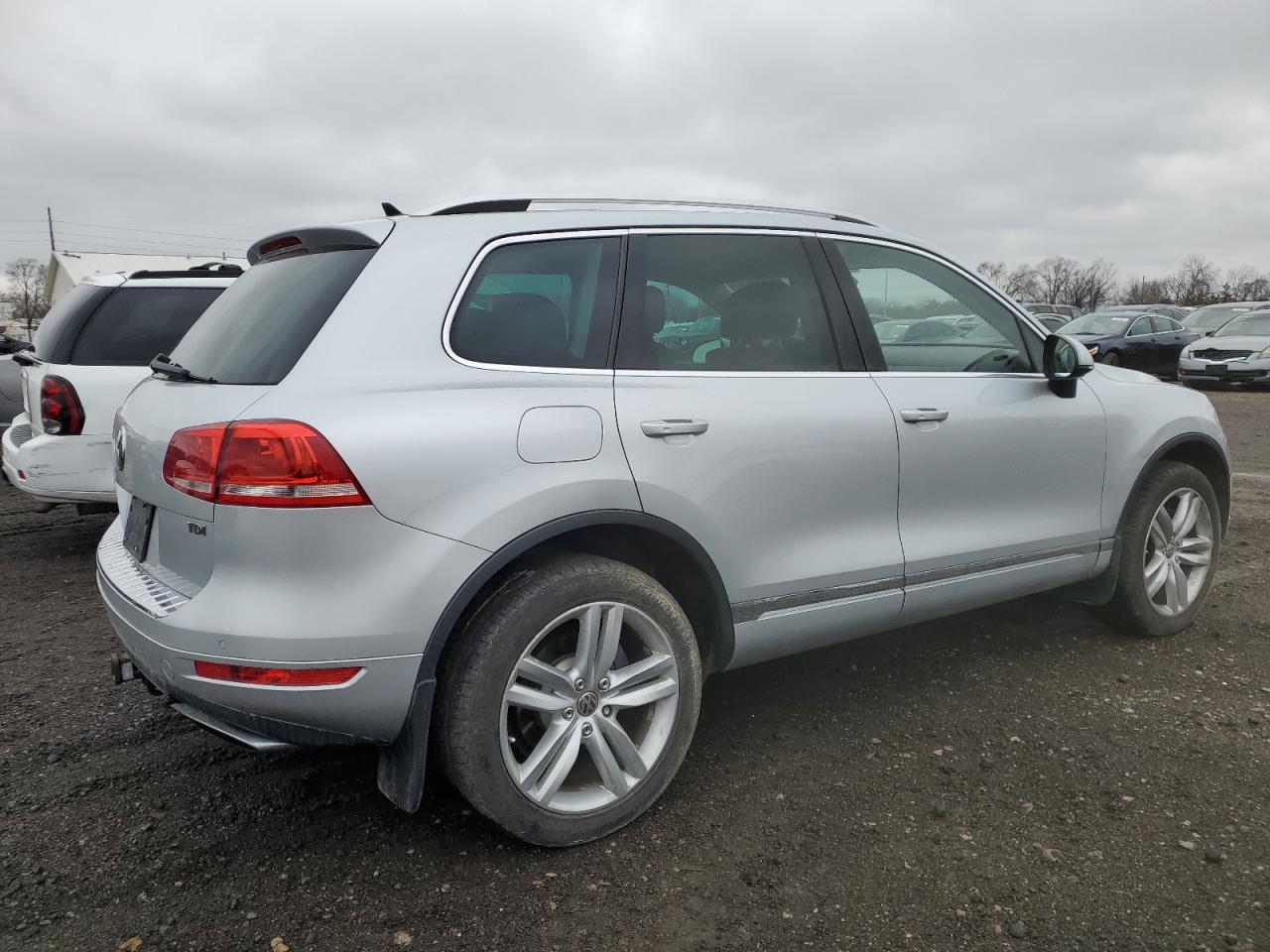 Photo 2 VIN: WVGFK9BP0CD002388 - VOLKSWAGEN TOUAREG 