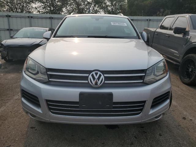 Photo 4 VIN: WVGFK9BP2BD003797 - VOLKSWAGEN TOUAREG 