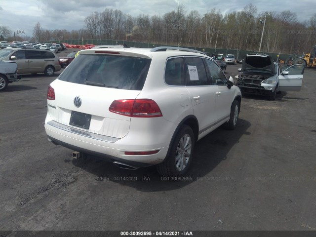 Photo 3 VIN: WVGFK9BP4BD004210 - VOLKSWAGEN TOUAREG 