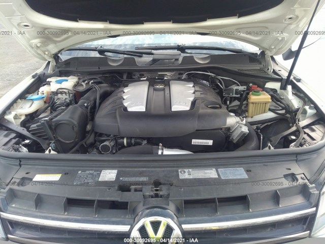 Photo 9 VIN: WVGFK9BP4BD004210 - VOLKSWAGEN TOUAREG 