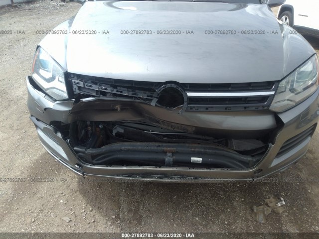 Photo 5 VIN: WVGFK9BP4BD005390 - VOLKSWAGEN TOUAREG 