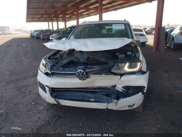 Photo 5 VIN: WVGFK9BP4BD005745 - VOLKSWAGEN TOUAREG 