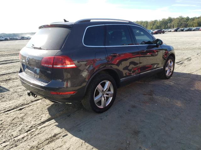 Photo 3 VIN: WVGFK9BP4CD002216 - VOLKSWAGEN TOUAREG 