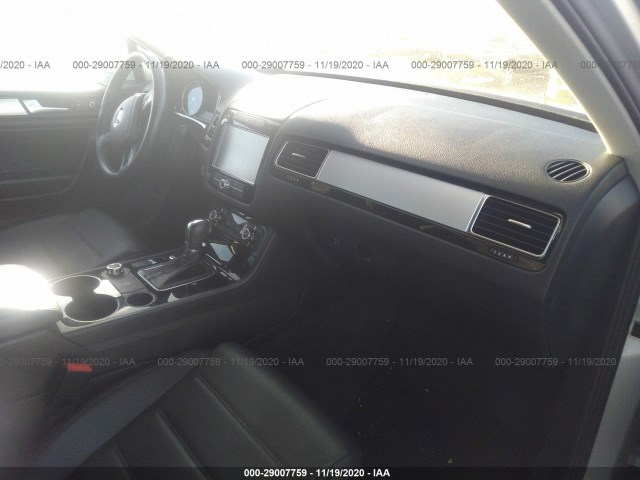 Photo 4 VIN: WVGFK9BP7BD006016 - VOLKSWAGEN TOUAREG 