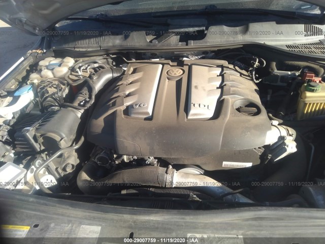 Photo 9 VIN: WVGFK9BP7BD006016 - VOLKSWAGEN TOUAREG 