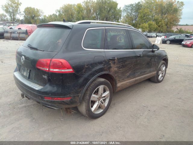 Photo 3 VIN: WVGFK9BP7CD002761 - VOLKSWAGEN TOUAREG 