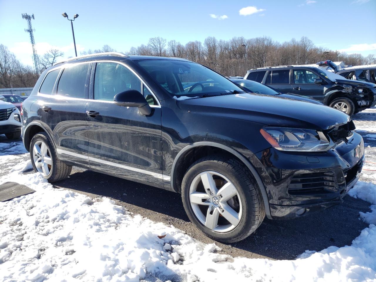 Photo 3 VIN: WVGFK9BP7CD003828 - VOLKSWAGEN TOUAREG V6 