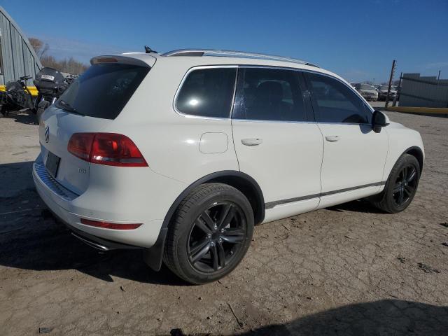 Photo 2 VIN: WVGFK9BP7CD004977 - VOLKSWAGEN TOUAREG V6 