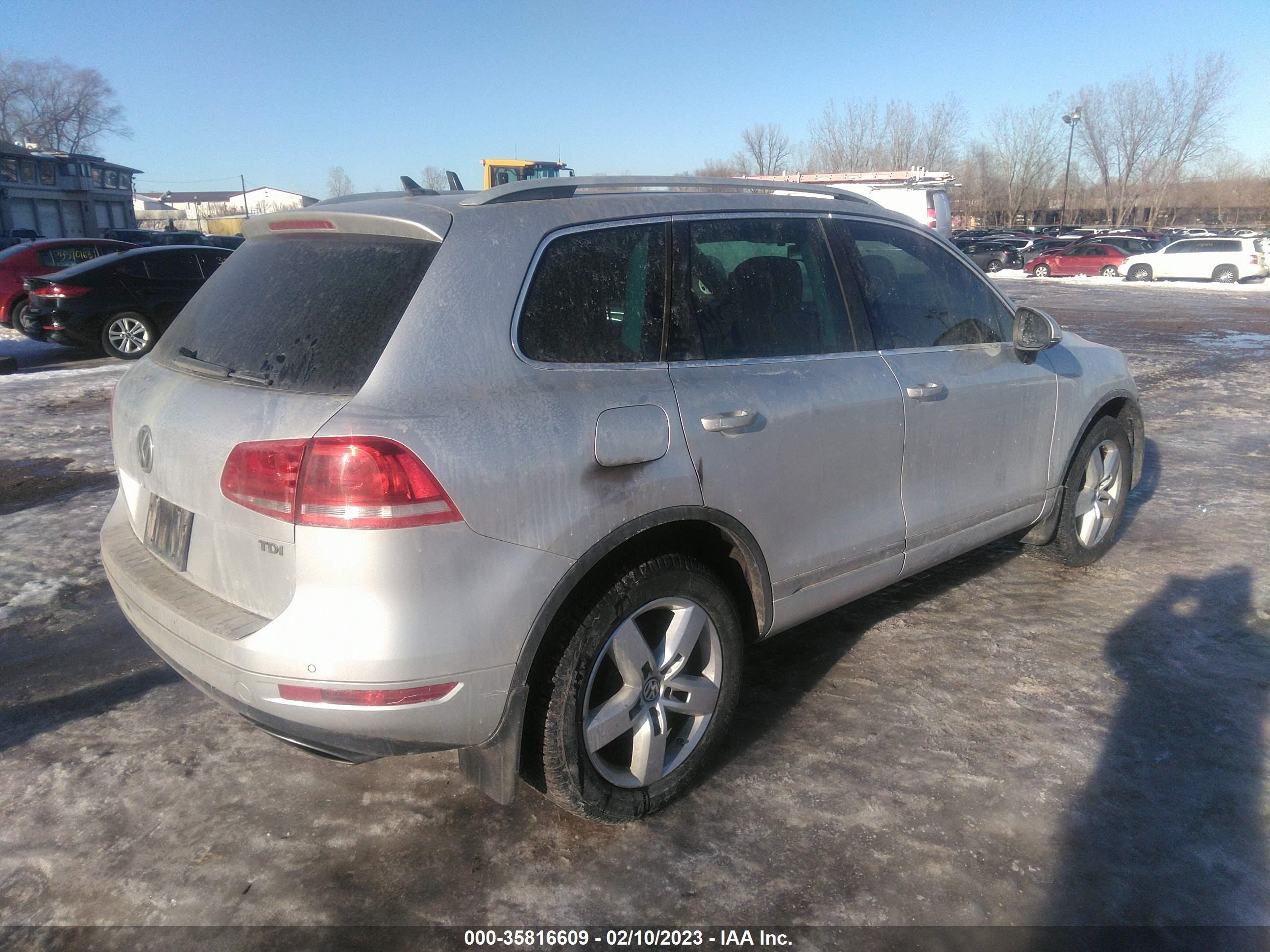 Photo 3 VIN: WVGFK9BPXCD004018 - VOLKSWAGEN TOUAREG 