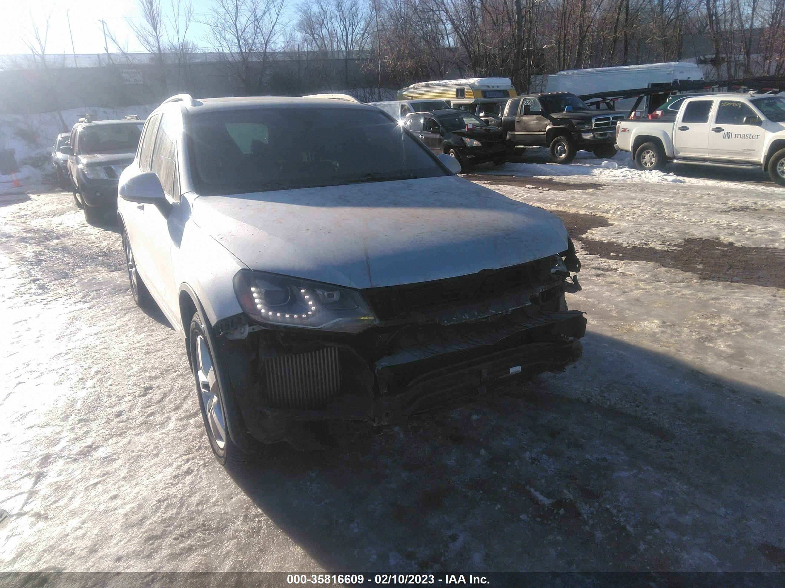 Photo 5 VIN: WVGFK9BPXCD004018 - VOLKSWAGEN TOUAREG 