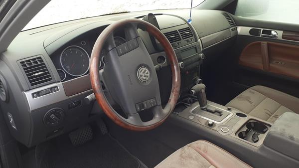 Photo 9 VIN: WVGHRP7L55D033931 - VOLKSWAGEN TOUAREG 