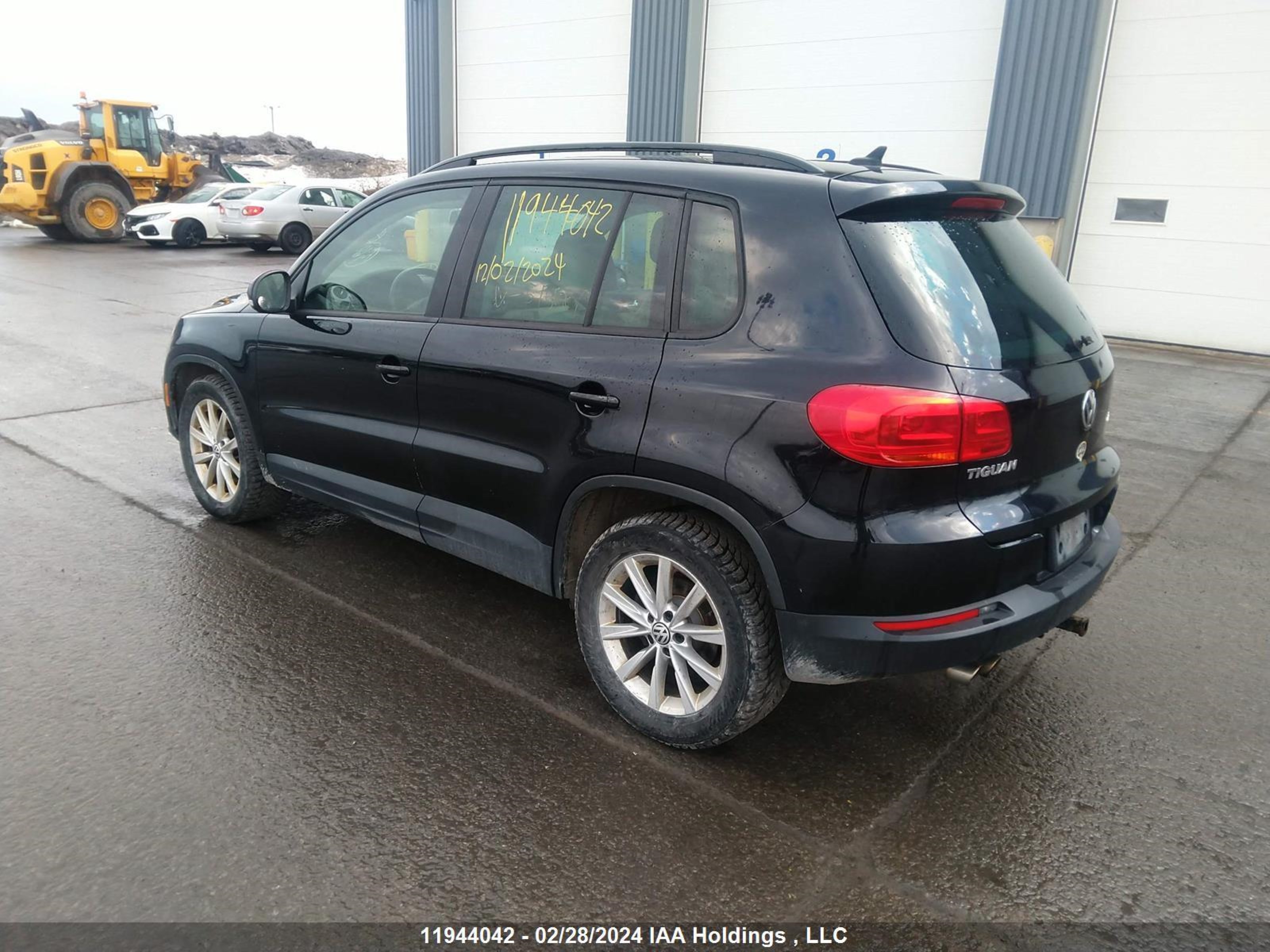 Photo 2 VIN: WVGJV3AX0EW515809 - VOLKSWAGEN TIGUAN 