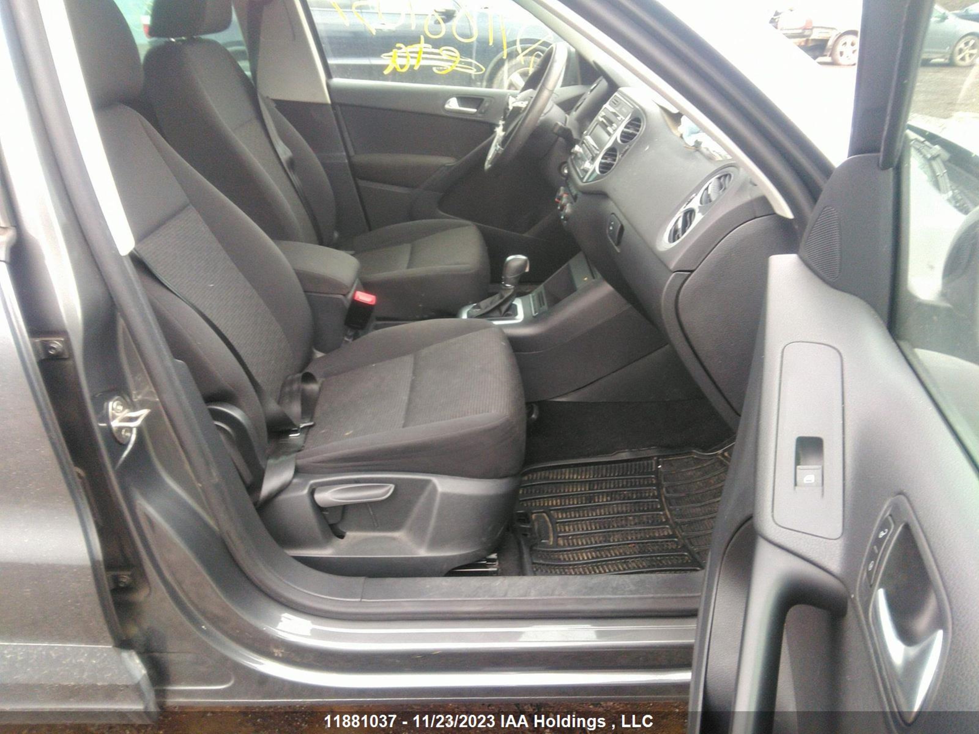 Photo 4 VIN: WVGJV3AX1EW595864 - VOLKSWAGEN TIGUAN 