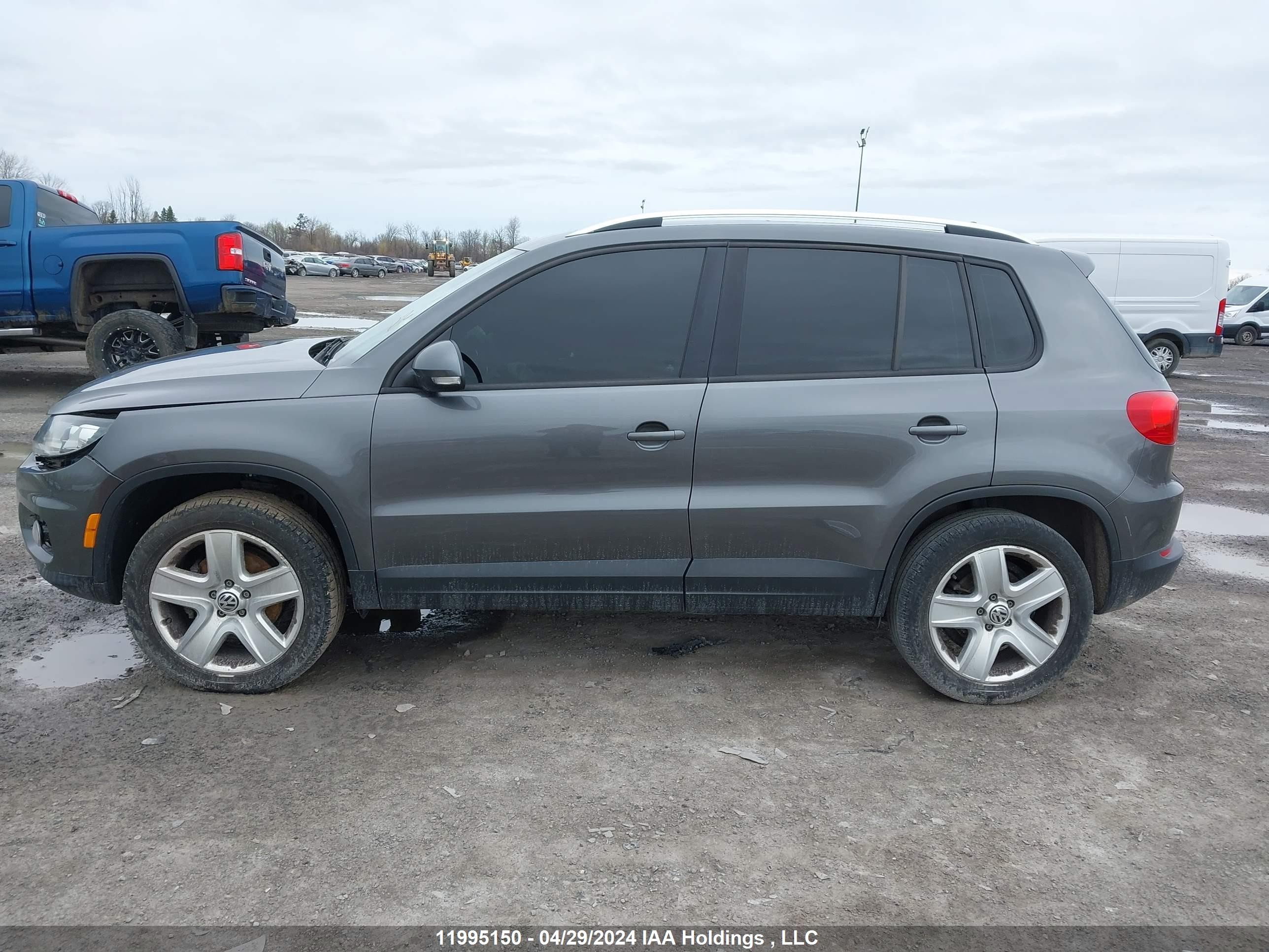 Photo 14 VIN: WVGJV3AX5EW534274 - VOLKSWAGEN TIGUAN 