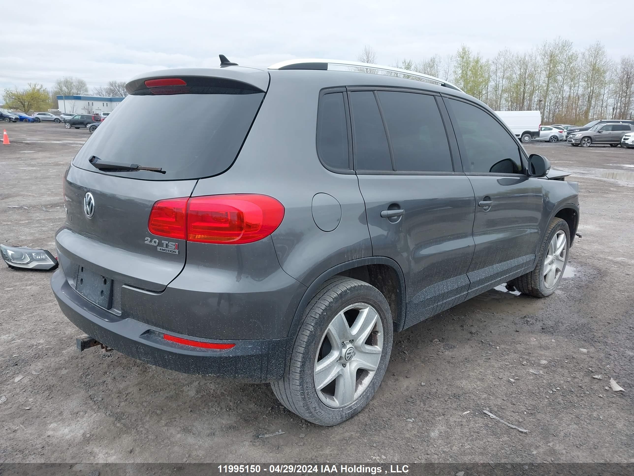 Photo 3 VIN: WVGJV3AX5EW534274 - VOLKSWAGEN TIGUAN 