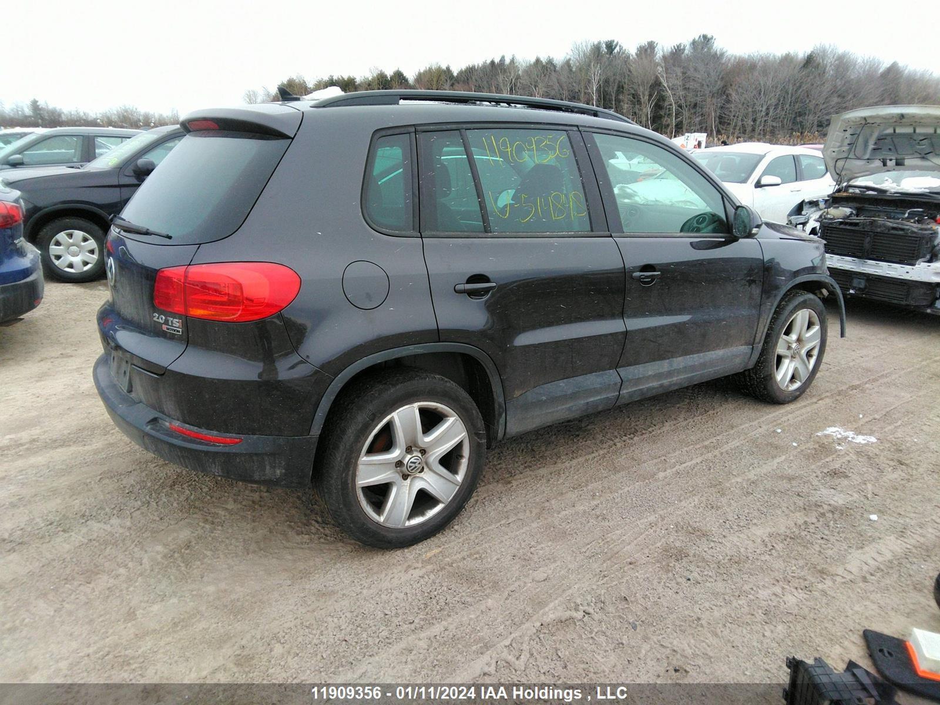 Photo 3 VIN: WVGJV7AX2GW514848 - VOLKSWAGEN TIGUAN 