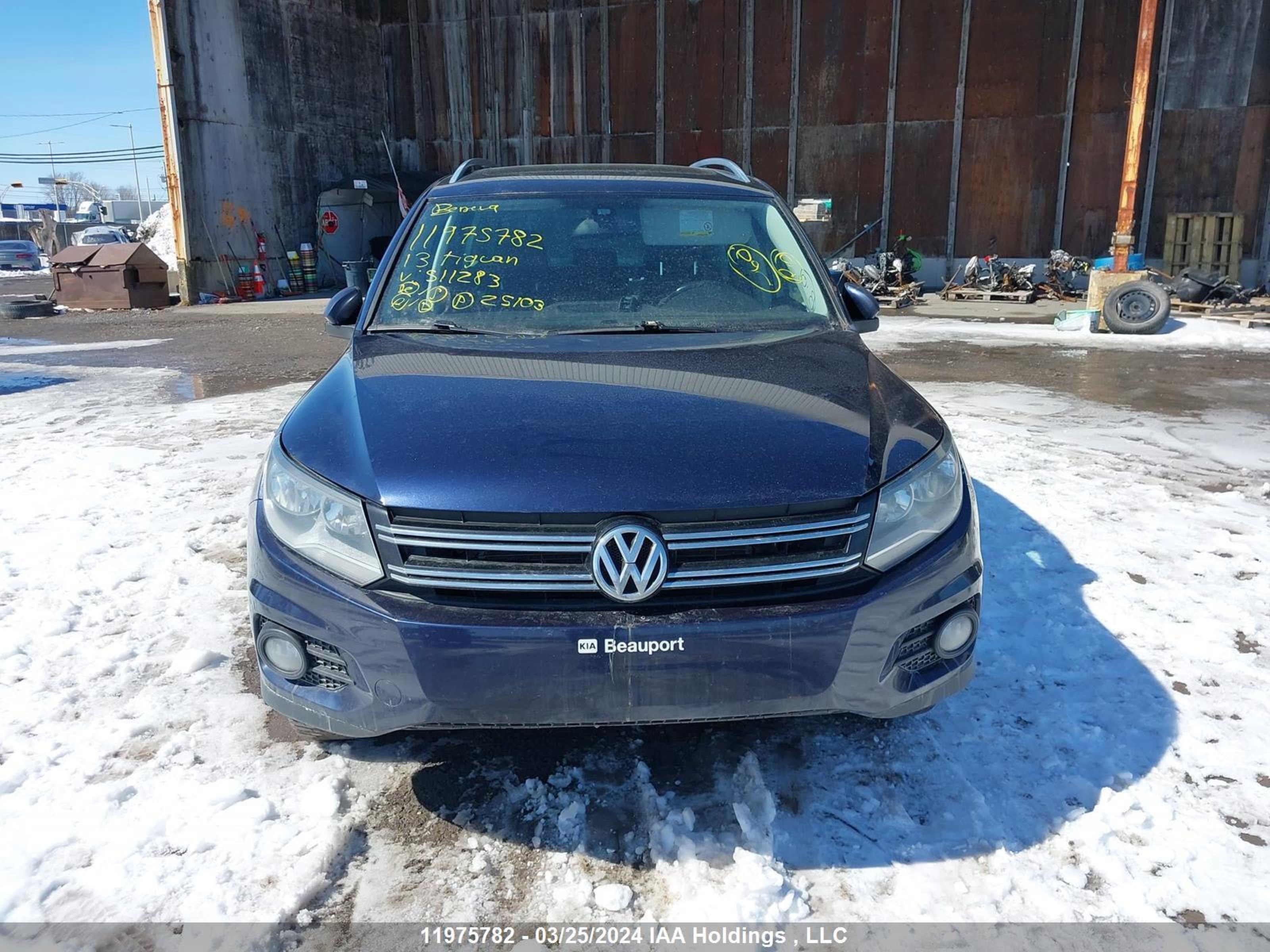 Photo 11 VIN: WVGJV7AX4DW511283 - VOLKSWAGEN TIGUAN 