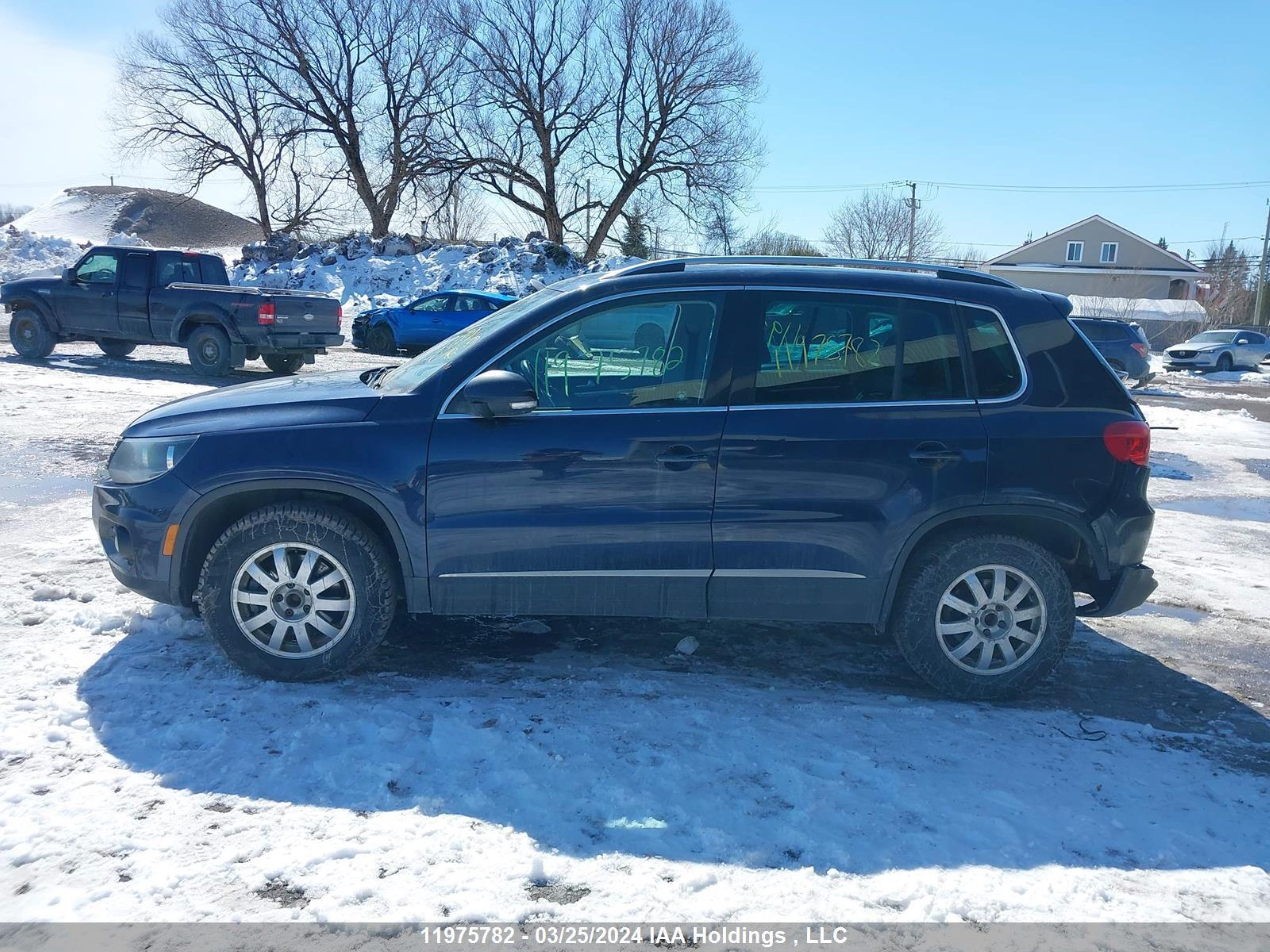 Photo 13 VIN: WVGJV7AX4DW511283 - VOLKSWAGEN TIGUAN 