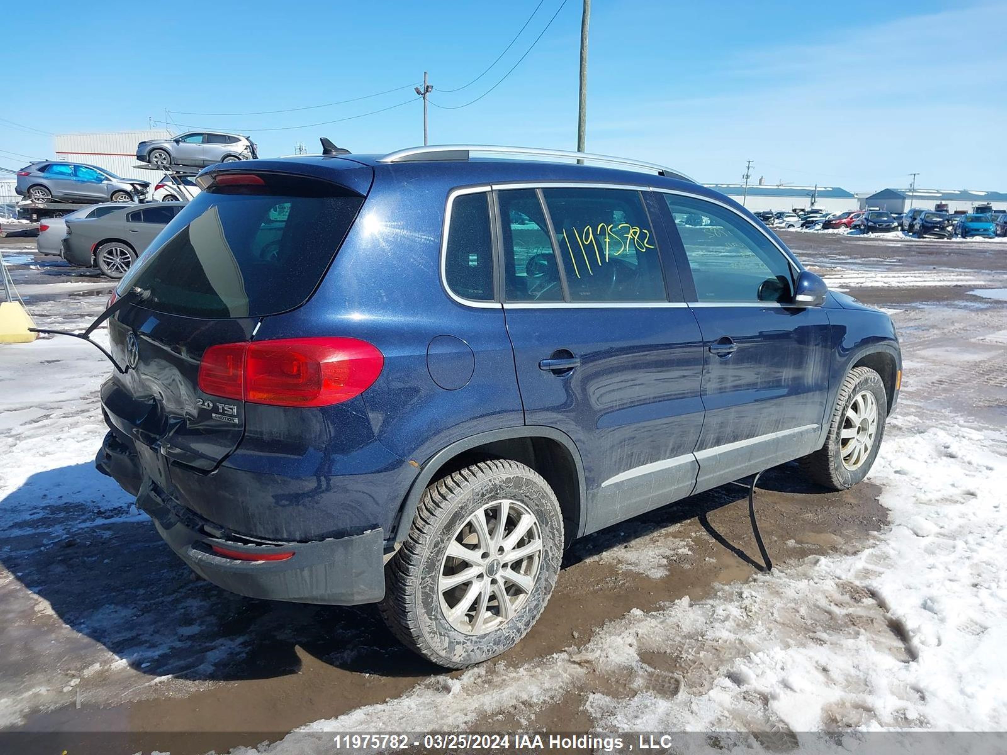 Photo 3 VIN: WVGJV7AX4DW511283 - VOLKSWAGEN TIGUAN 