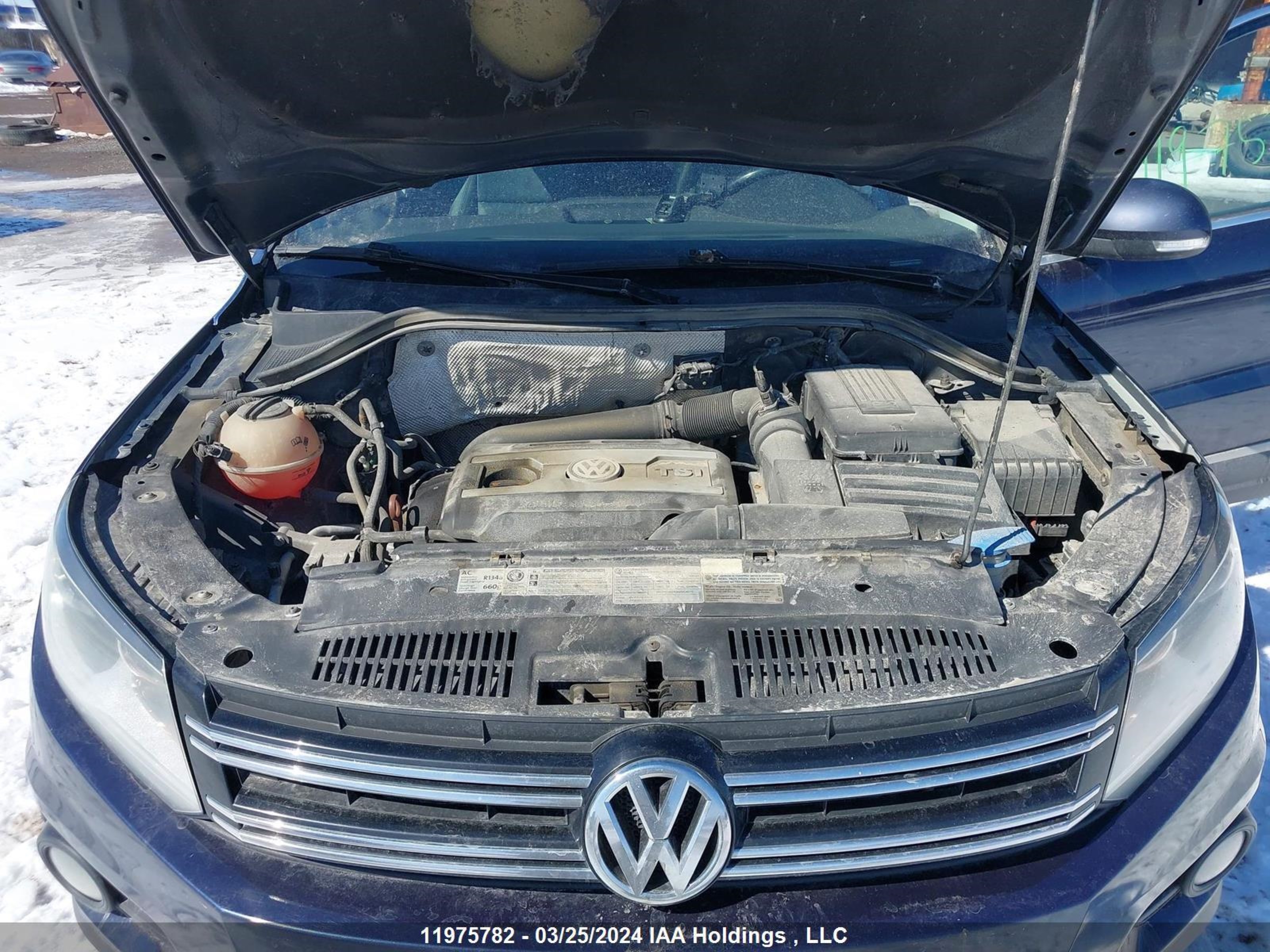 Photo 9 VIN: WVGJV7AX4DW511283 - VOLKSWAGEN TIGUAN 