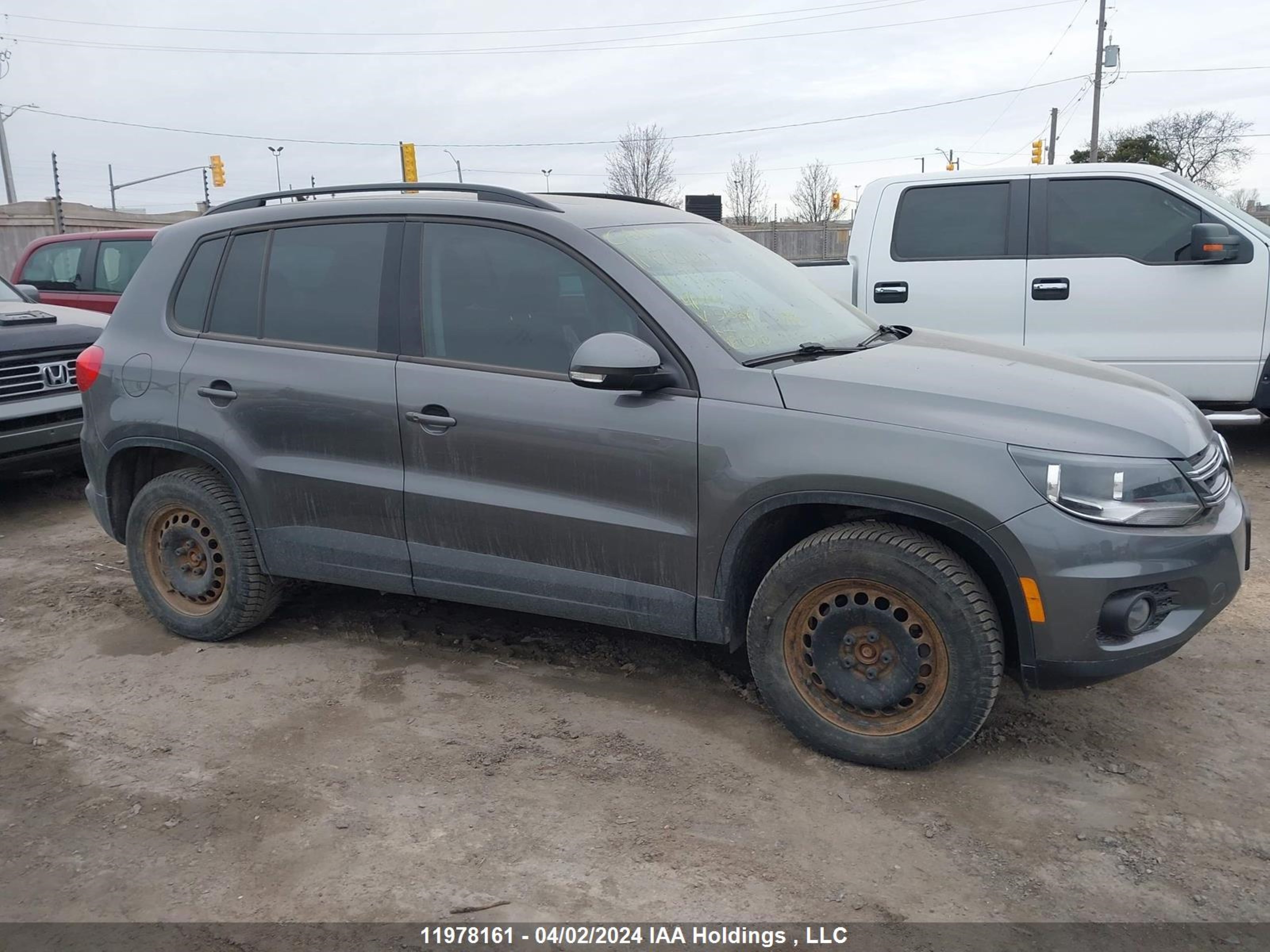 Photo 12 VIN: WVGJV7AX5GW513841 - VOLKSWAGEN TIGUAN 