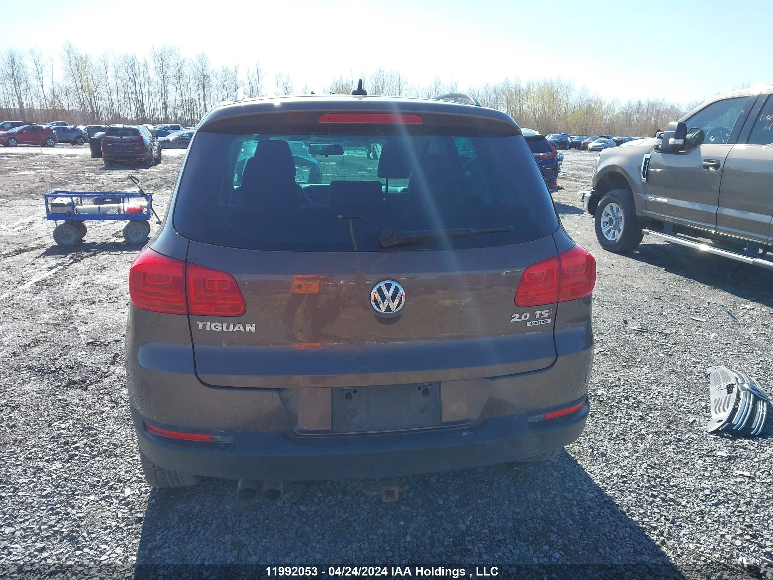 Photo 15 VIN: WVGJV7AX6FW021057 - VOLKSWAGEN TIGUAN 