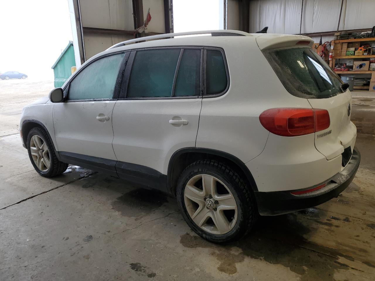 Photo 1 VIN: WVGJV7AX7DW540616 - VOLKSWAGEN TIGUAN 