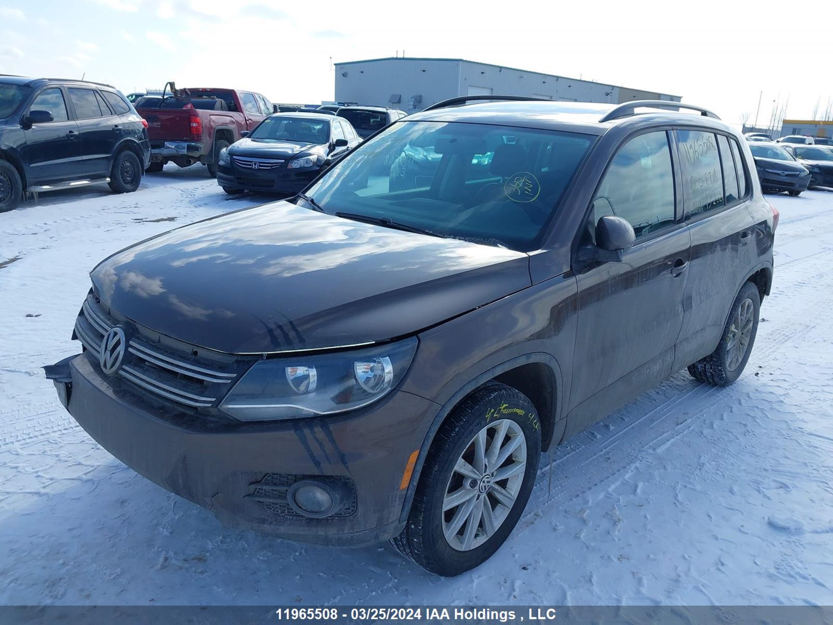 Photo 1 VIN: WVGJV7AX9FW063139 - VOLKSWAGEN TIGUAN 