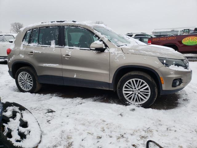 Photo 3 VIN: WVGJV7AX9GW053292 - VOLKSWAGEN TIGUAN COM 