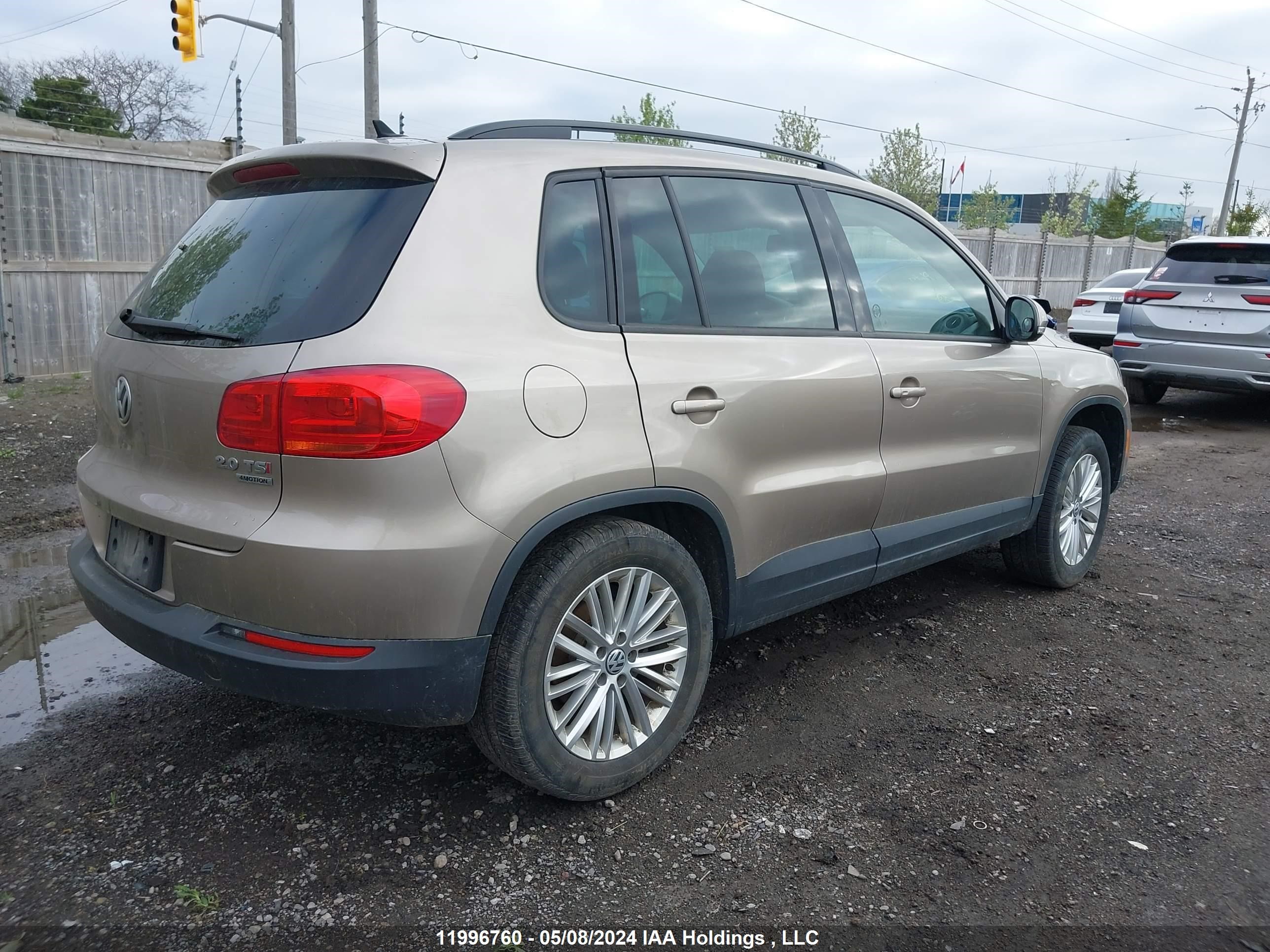 Photo 3 VIN: WVGJV7AXXFW094366 - VOLKSWAGEN TIGUAN 