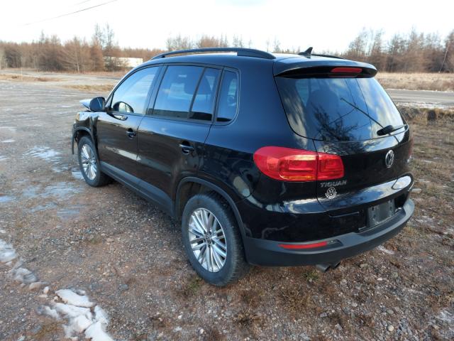 Photo 2 VIN: WVGJV7AXXFW608927 - VOLKSWAGEN TIGUAN S 