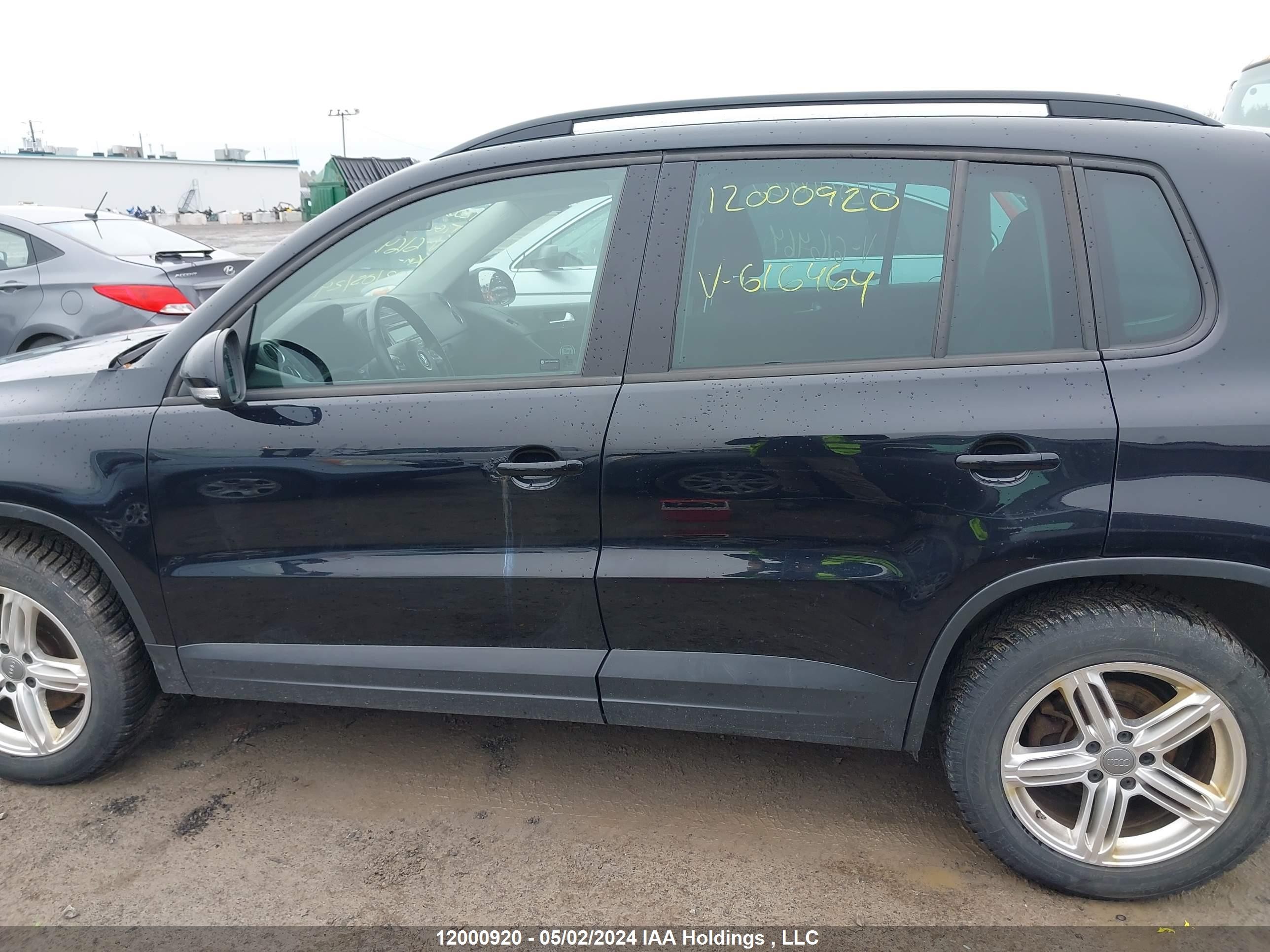 Photo 13 VIN: WVGKV3AX9EW616464 - VOLKSWAGEN TIGUAN 