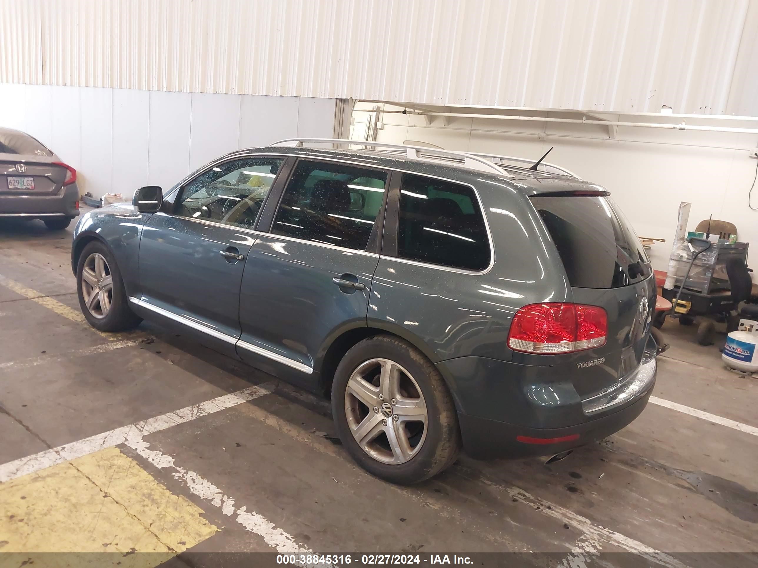 Photo 2 VIN: WVGMB77L17D025184 - VOLKSWAGEN TOUAREG 