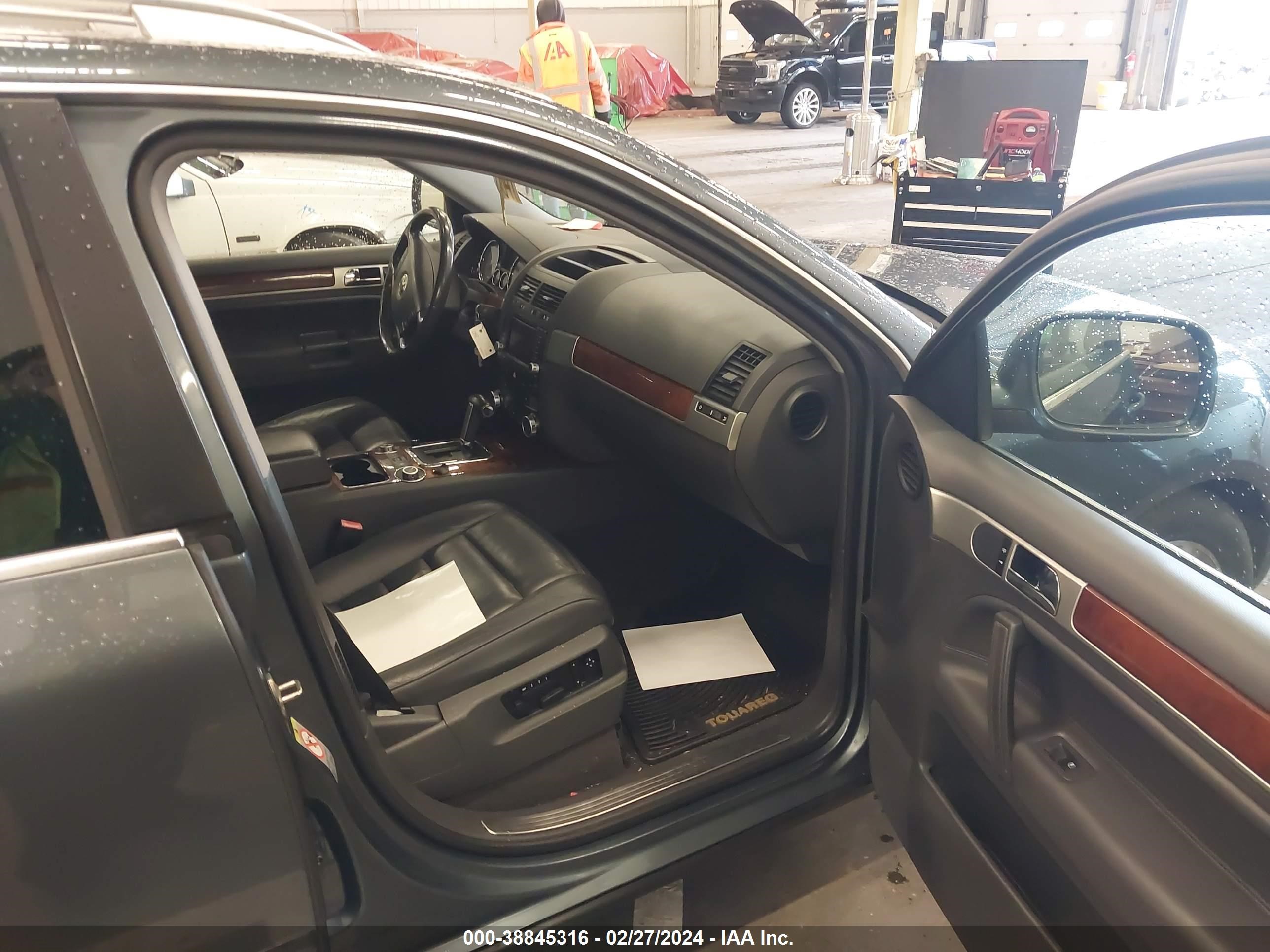 Photo 4 VIN: WVGMB77L17D025184 - VOLKSWAGEN TOUAREG 