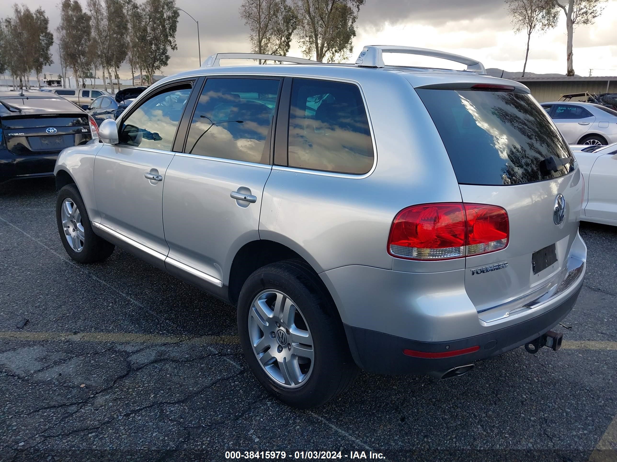 Photo 2 VIN: WVGMM77L25D011253 - VOLKSWAGEN TOUAREG 