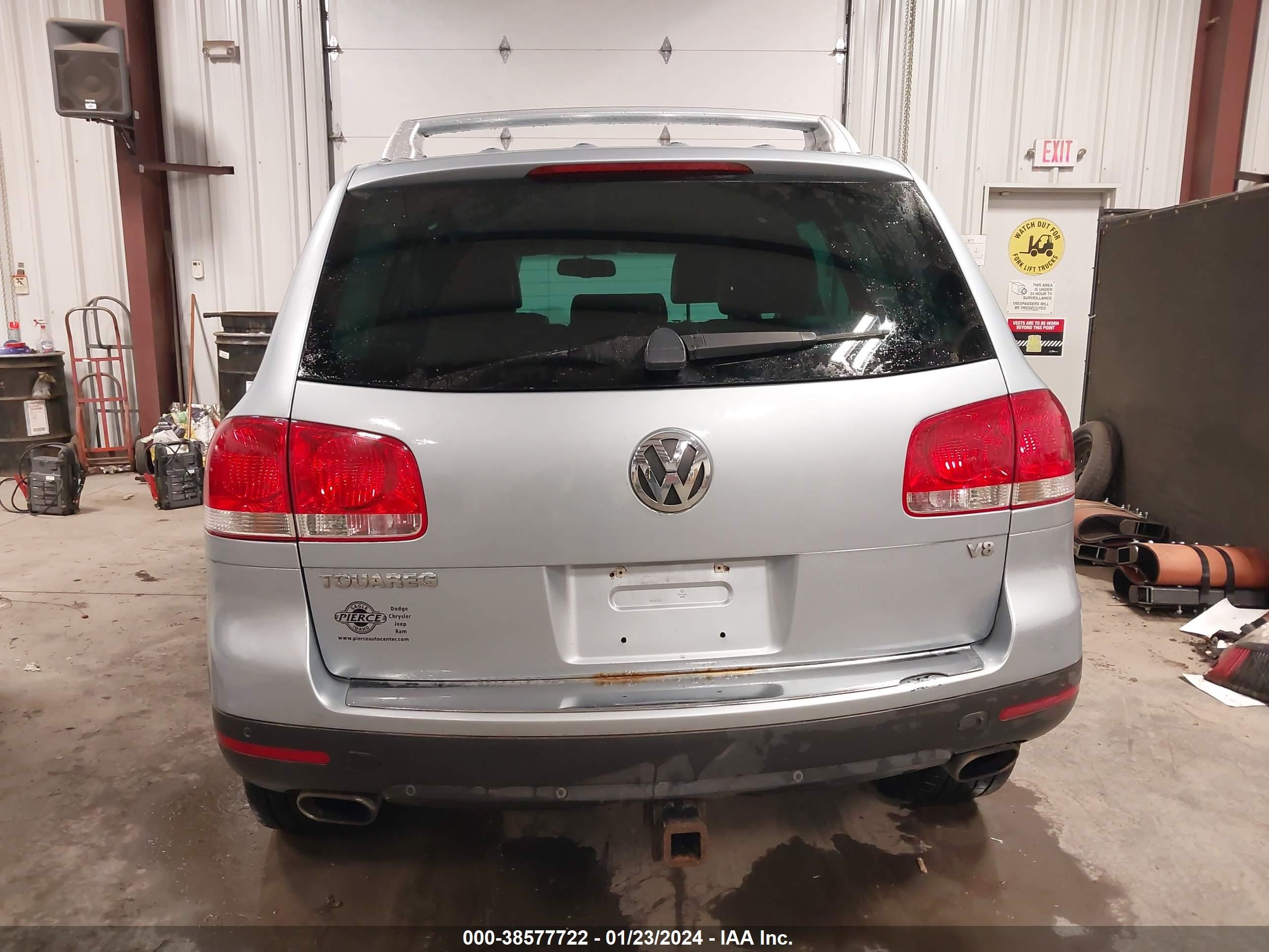 Photo 15 VIN: WVGMM77L65D020926 - VOLKSWAGEN TOUAREG 