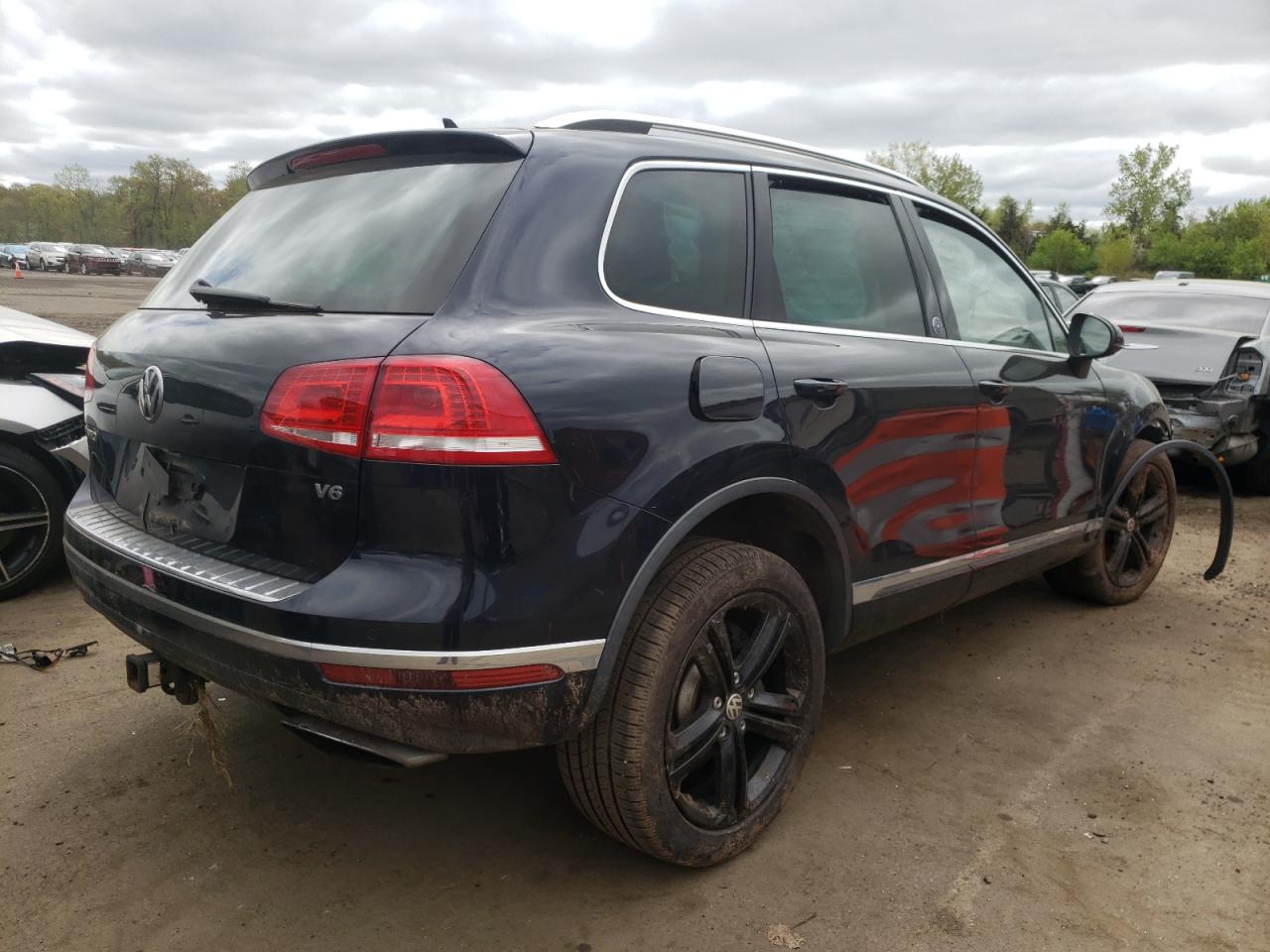 Photo 2 VIN: WVGRF7BP0HD003165 - VOLKSWAGEN TOUAREG 