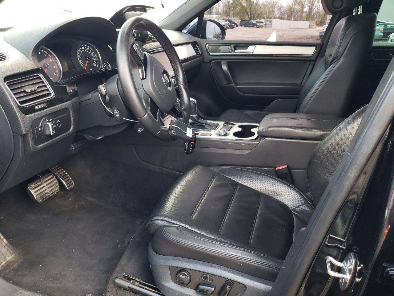 Photo 6 VIN: WVGRF7BP1HD003644 - VOLKSWAGEN TOUAREG 