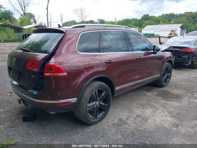 Photo 3 VIN: WVGRF7BP2HD001868 - VOLKSWAGEN TOUAREG 